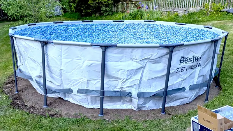 Pool aufgebaut Pool aufgebaut